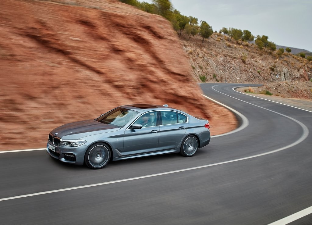 2017 - BMW 5 SERIES SEDAN, foto 21
