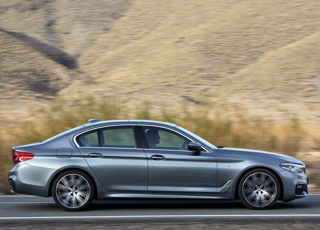 2017 - BMW 5 SERIES SEDAN, foto 24