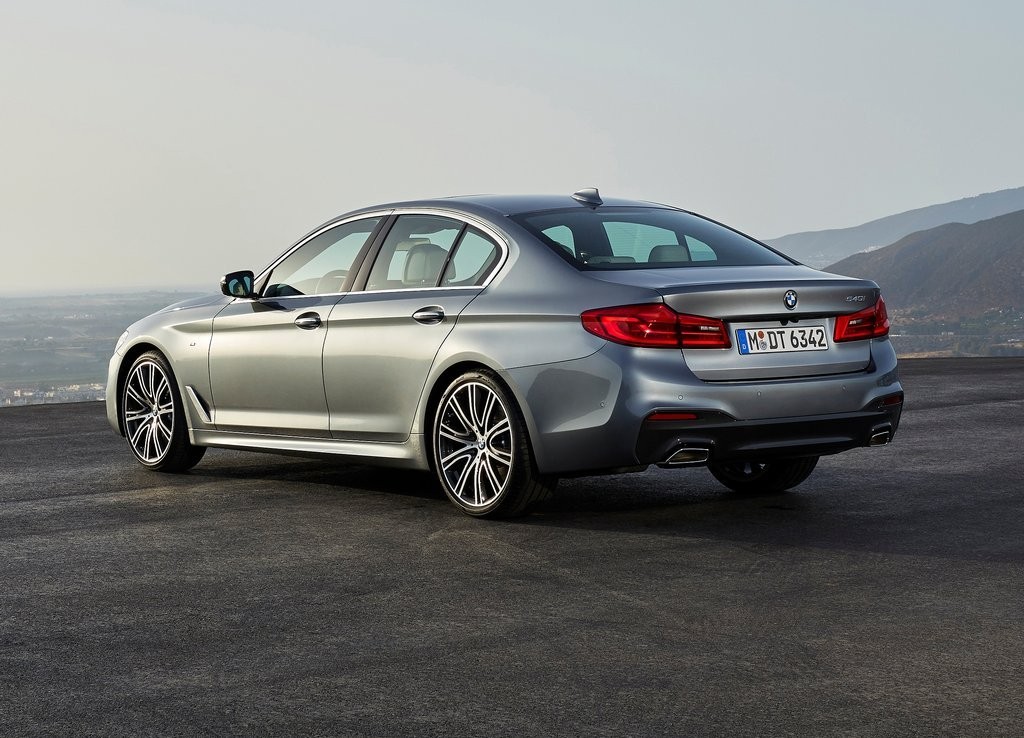2017 - BMW 5 SERIES SEDAN, foto 25