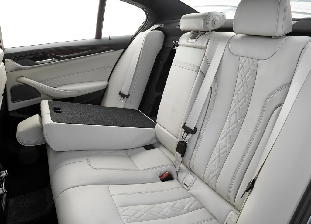 2017 - BMW 5 SERIES SEDAN, foto 48