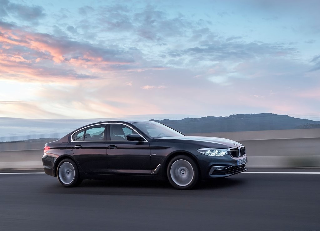 2017 - BMW 5 SERIES SEDAN, foto 136