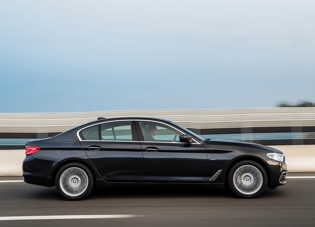 2017 - BMW 5 SERIES SEDAN, foto 171