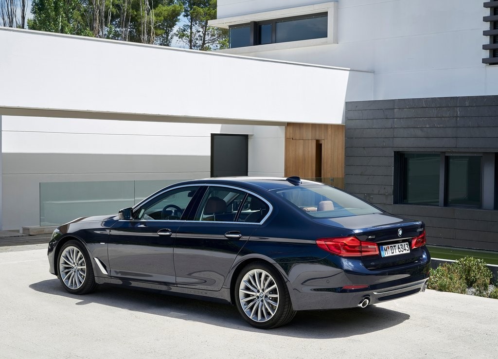 2017 - BMW 5 SERIES SEDAN, foto 180