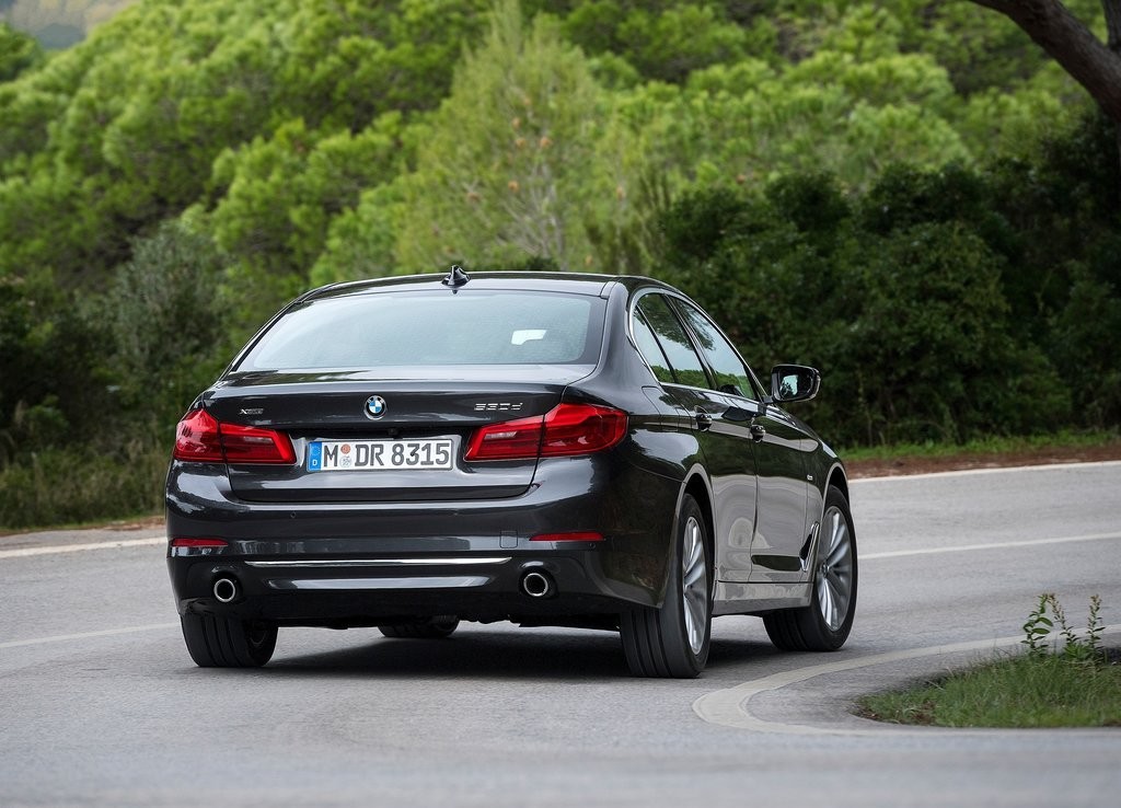 2017 - BMW 5 SERIES SEDAN, foto 195