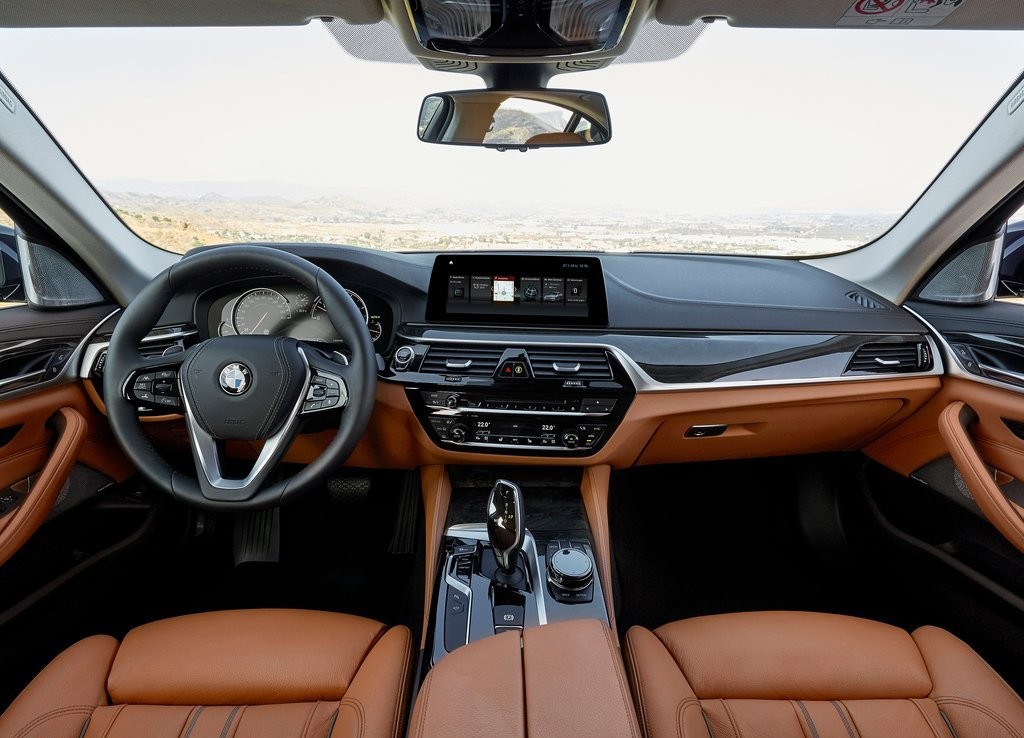 2017 - BMW 5 SERIES SEDAN, foto 217