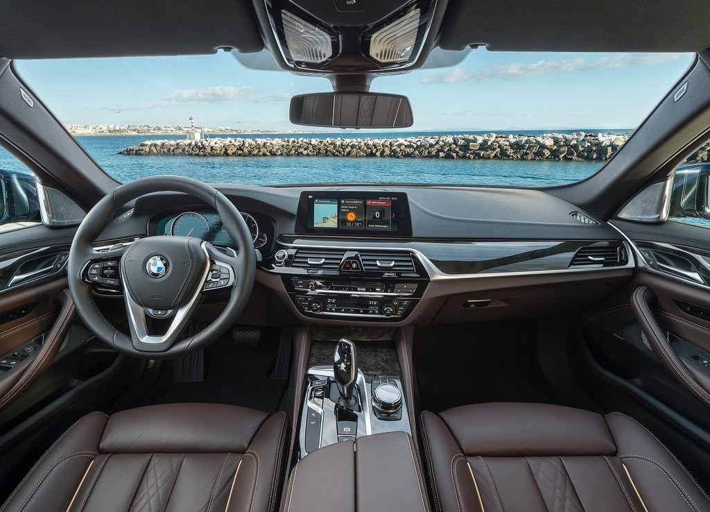 2017 - BMW 5 SERIES SEDAN, foto 219
