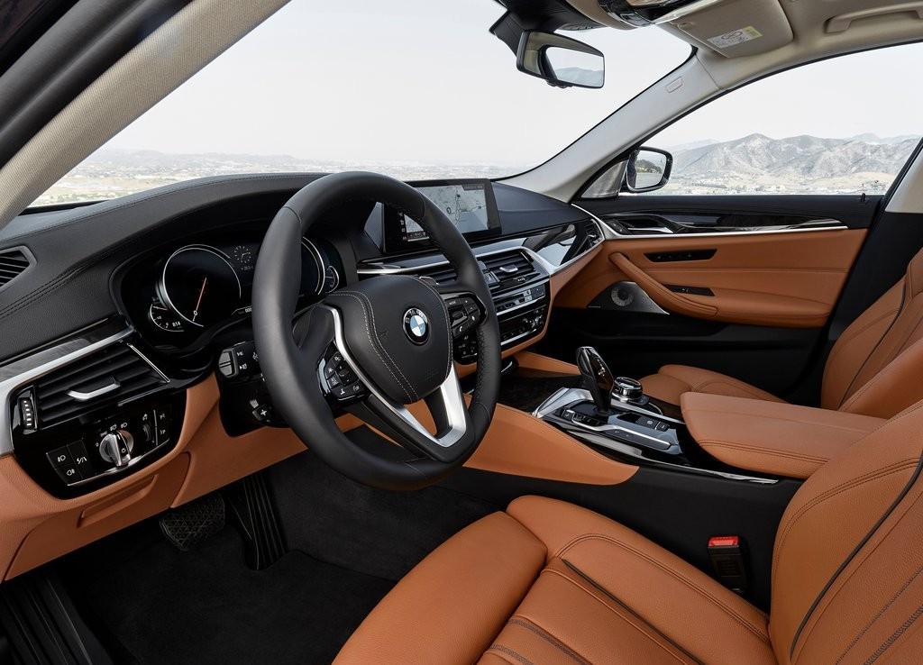 2017 - BMW 5 SERIES SEDAN, foto 224