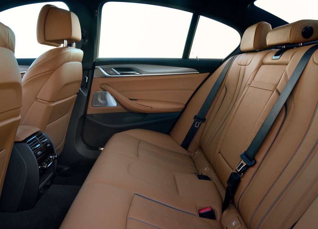 2017 - BMW 5 SERIES SEDAN, foto 228