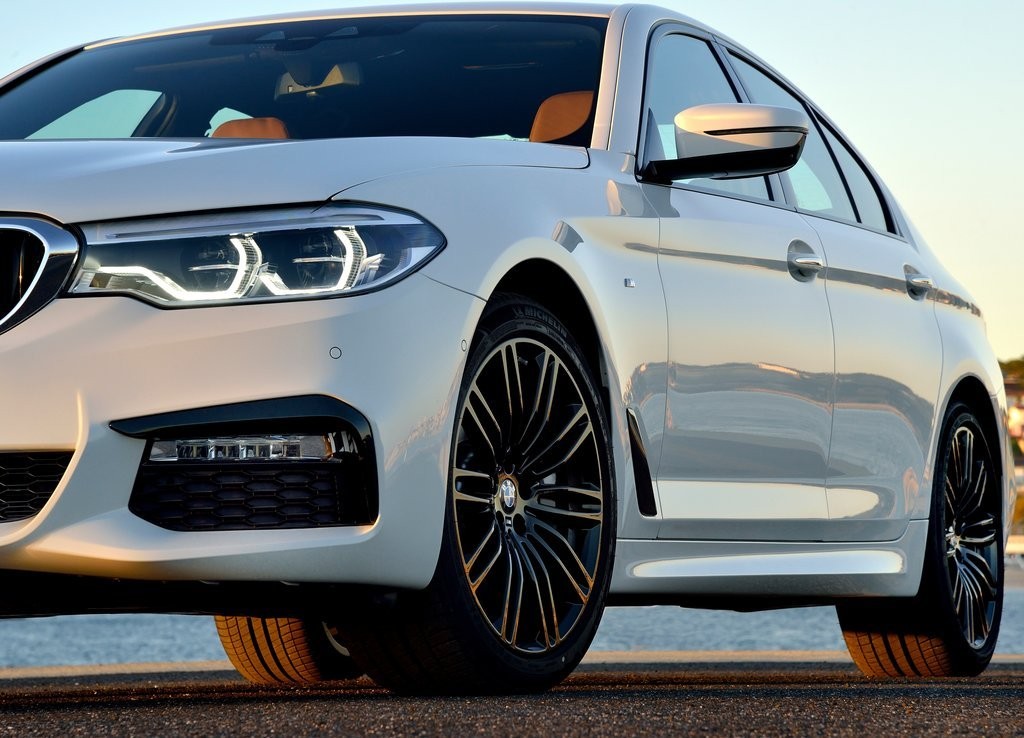 2017 - BMW 5 SERIES SEDAN, foto 235