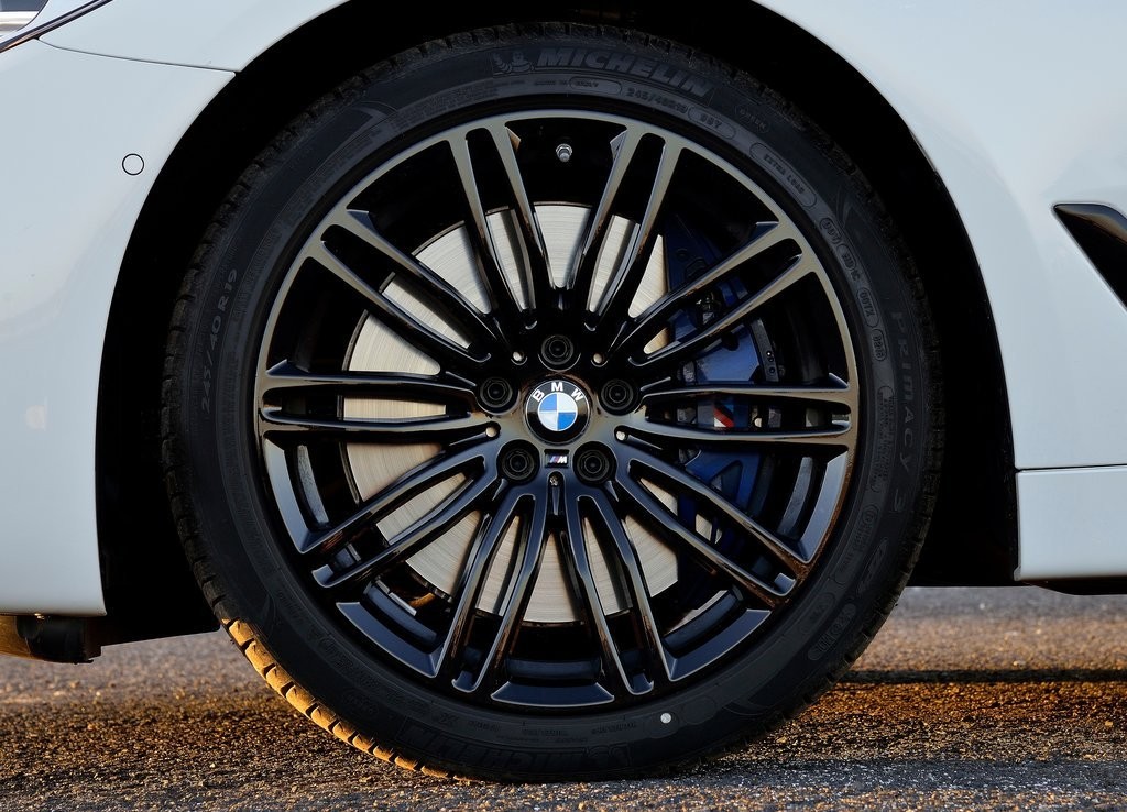 2017 - BMW 5 SERIES SEDAN, foto 240