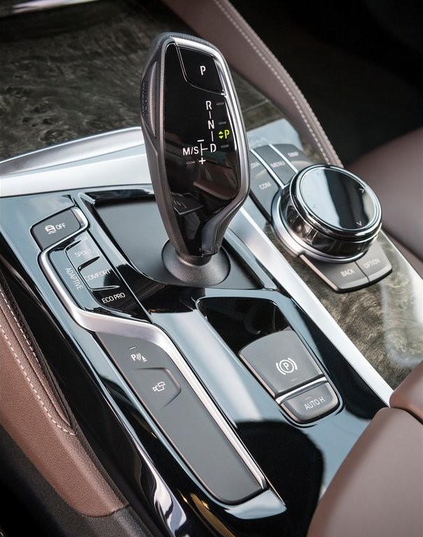 2017 - BMW 5 SERIES SEDAN, foto 252