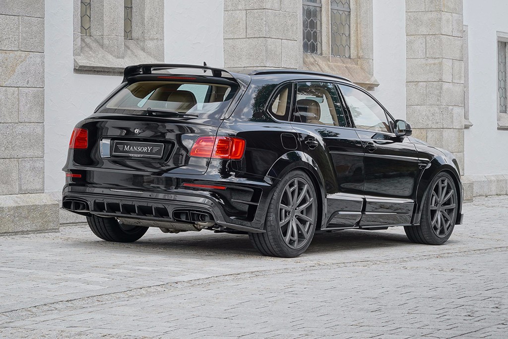 2016 - BENTLEY BENTAYGA BY MANSORY, foto 2