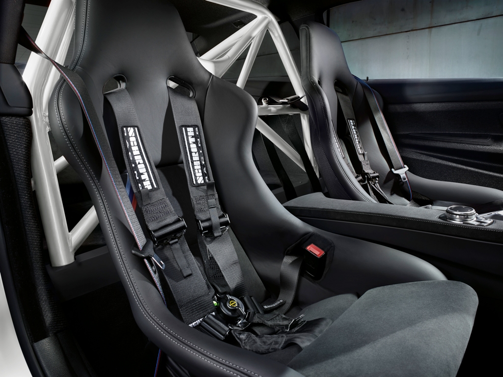 2016 - BMW M4 COUPE DTM CHAMPION EDITION, foto 3