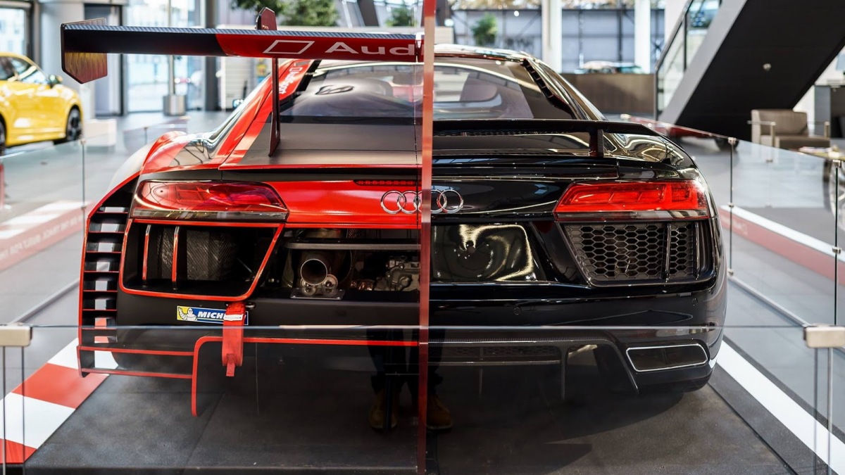 2016 - AUDI R8 'TRANSFORMERS', foto 2