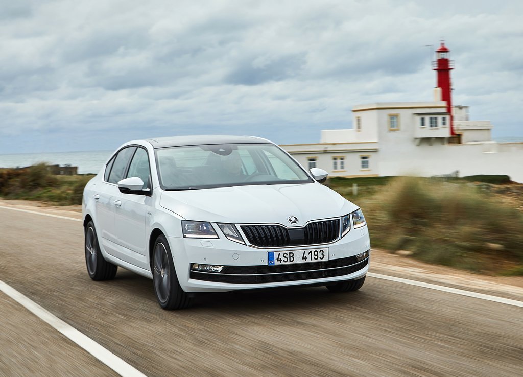 2017 - SKODA OCTAVIA, foto 26