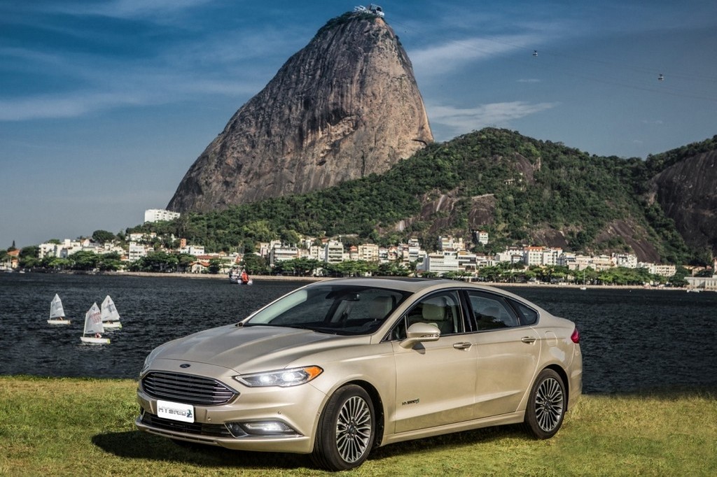 2017 - FORD FUSION HYBRID, foto 2
