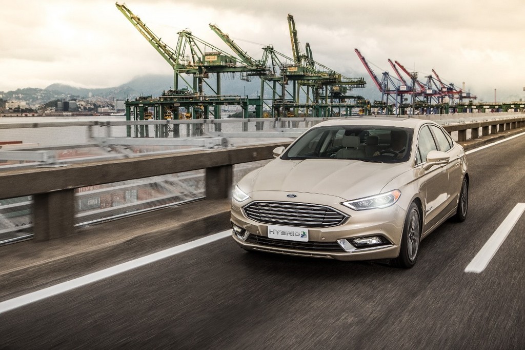 2017 - FORD FUSION HYBRID, foto 3