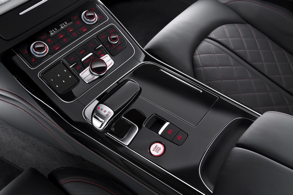 2017 - AUDI S8 PLUS, foto 10