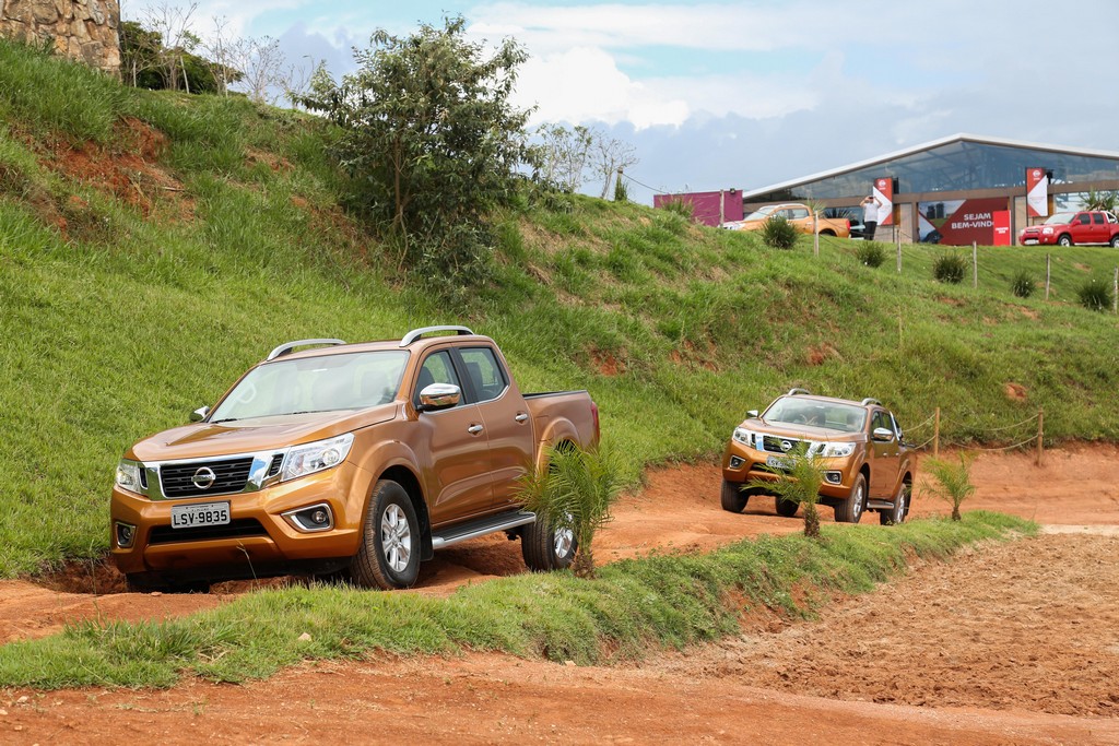 2017 - NISSAN FRONTIER, foto 32