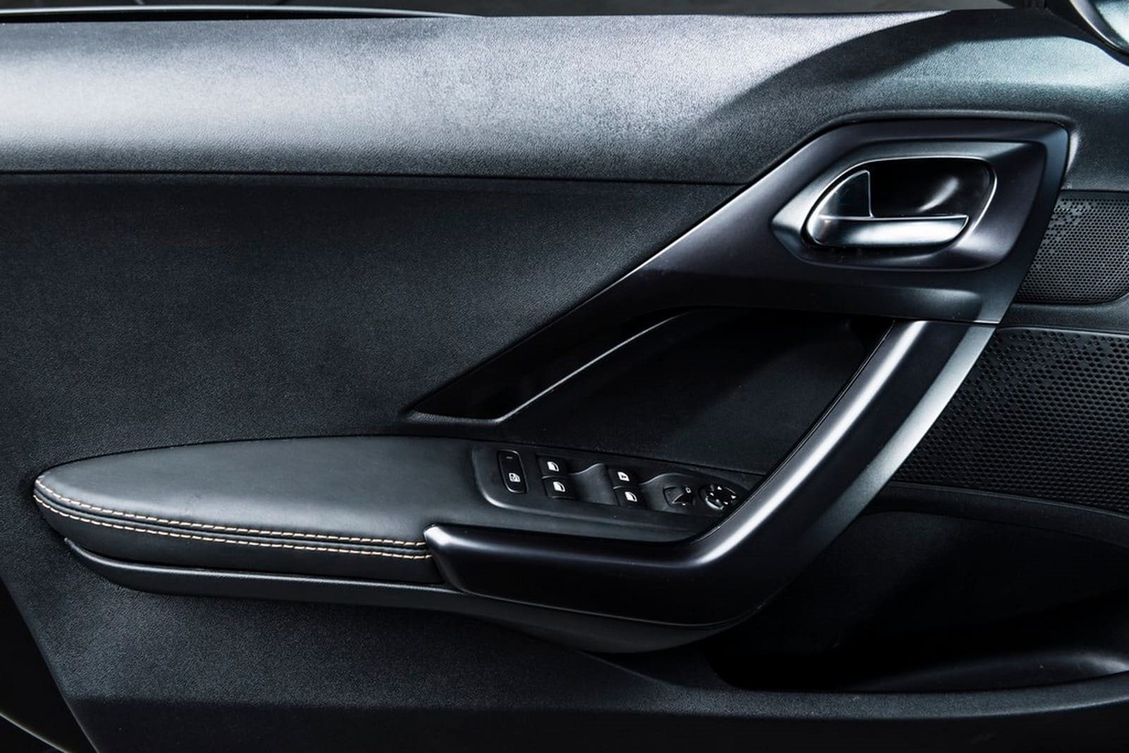 2016 - PEUGEOT 208 PYRIT, foto 11