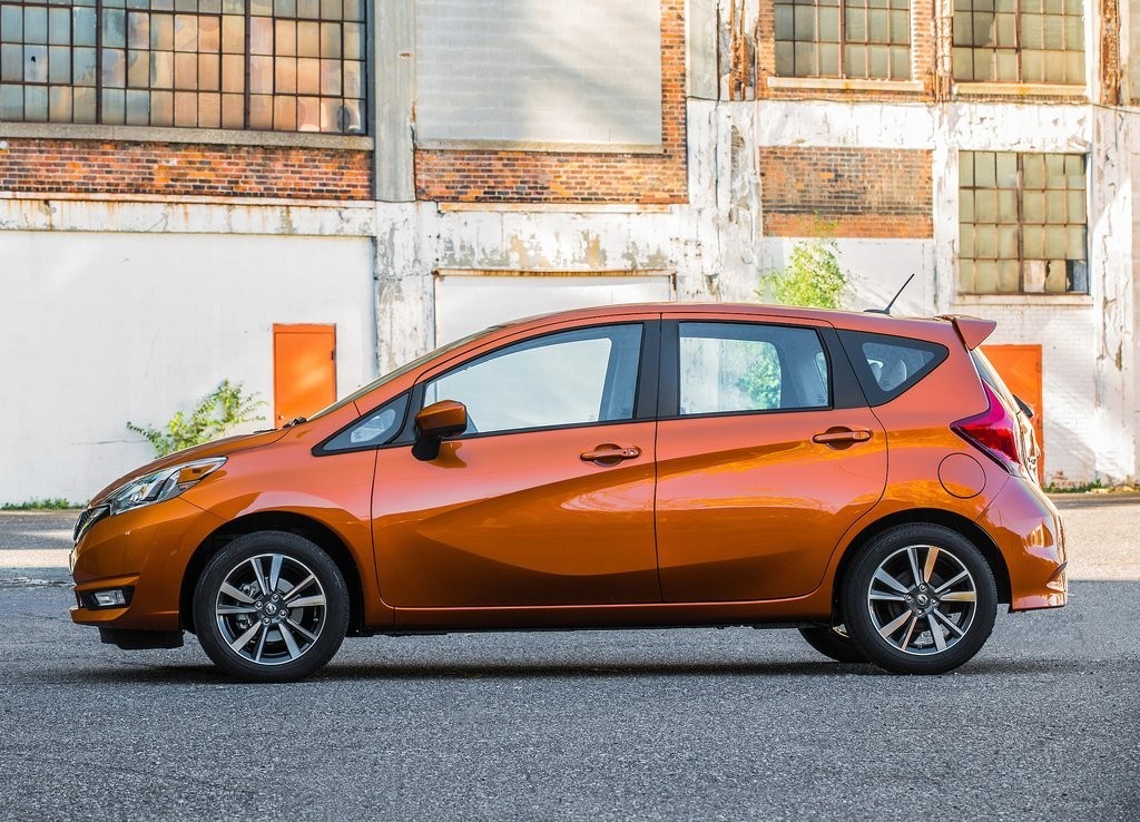 2017 - NISSAN VERSA NOTE, foto 3