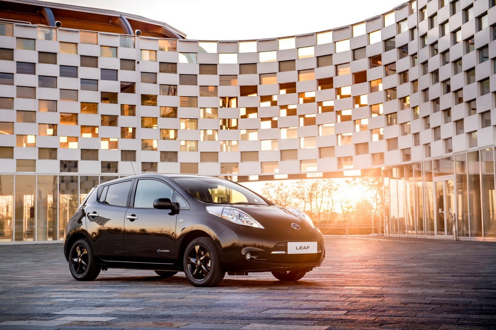 2017 - NISSAN LEAF BLACK EDITION, foto 2