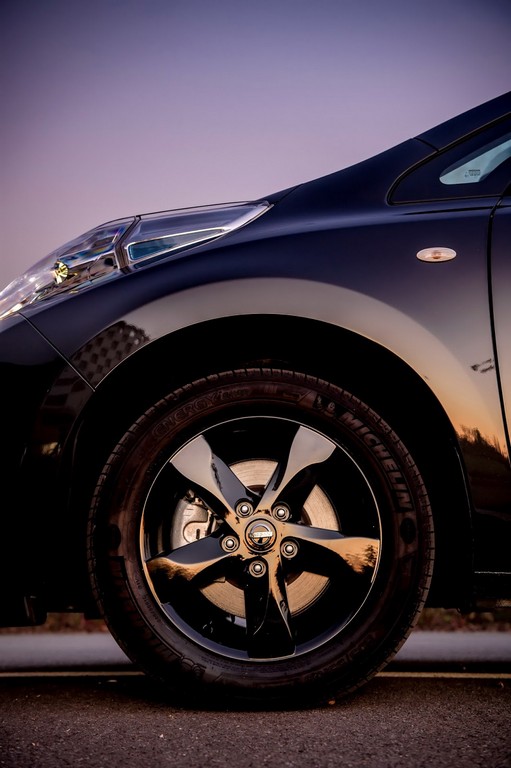 2017 - NISSAN LEAF BLACK EDITION, foto 4