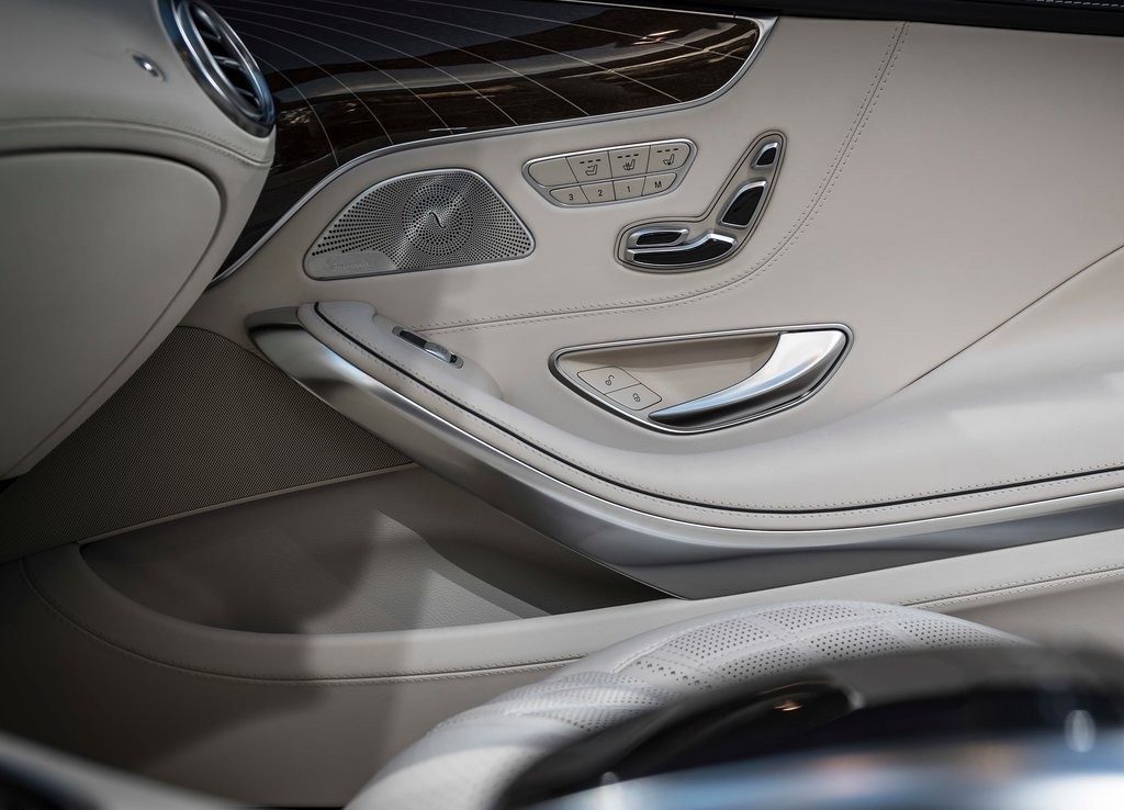 2017 - MERCEDES-MAYBACH S 650 CABRIOLET, foto 28
