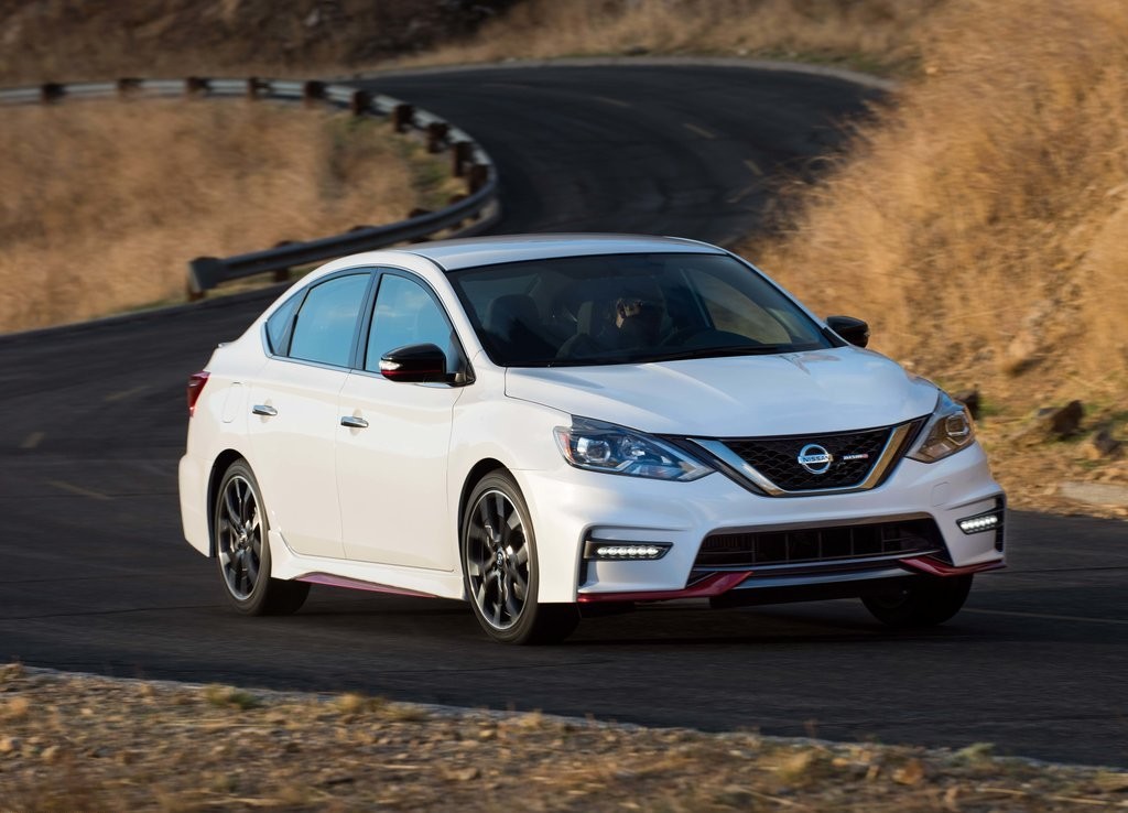 2017 - NISSAN SENTRA NISMO, foto 4