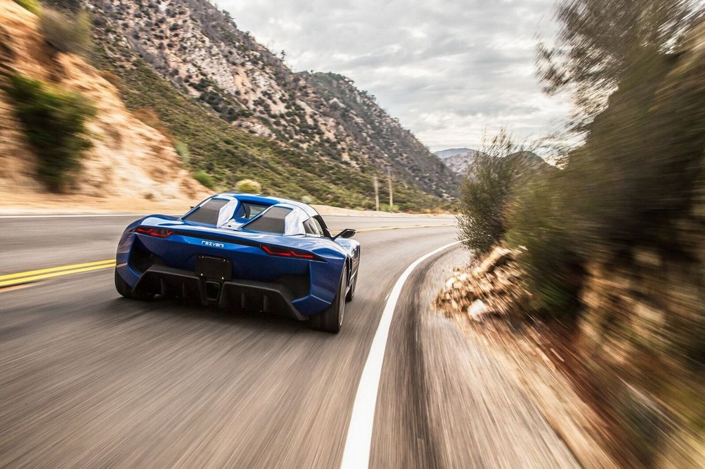 2017 - REZVANI BEAST ALPHA, foto 10