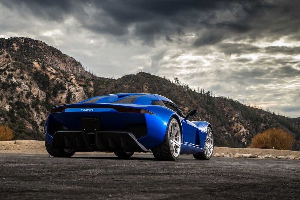 2017 - REZVANI BEAST ALPHA, foto 21