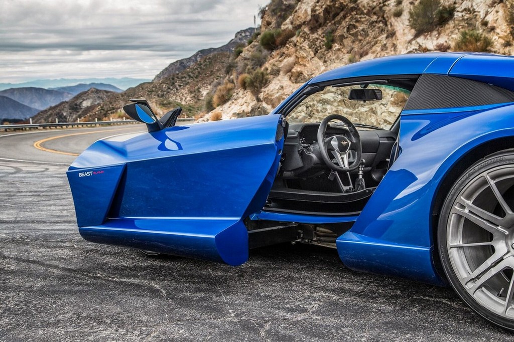 2017 - REZVANI BEAST ALPHA, foto 25