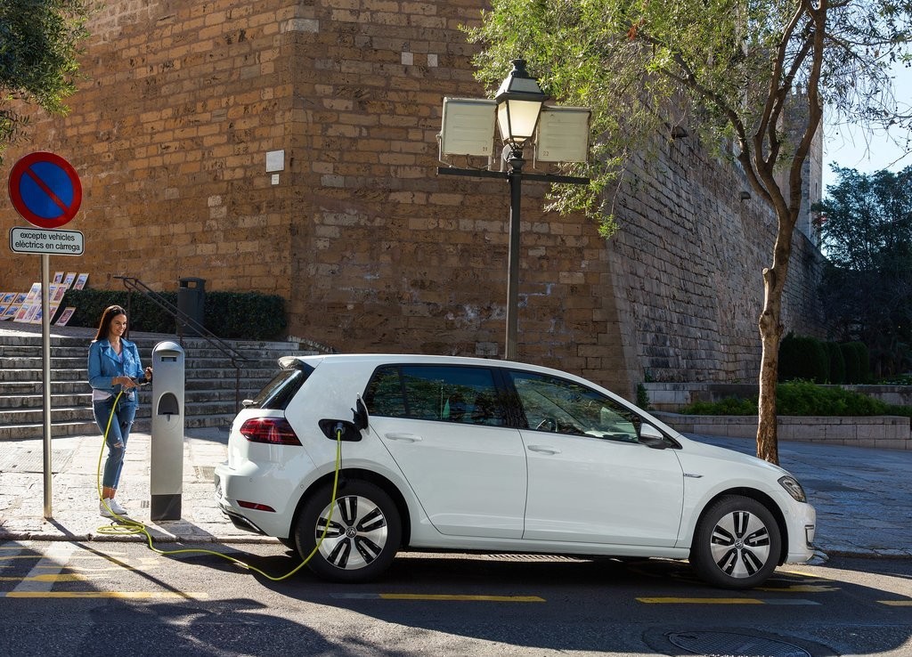 2017 - VOLKSWAGEN e-GOLF, foto 13