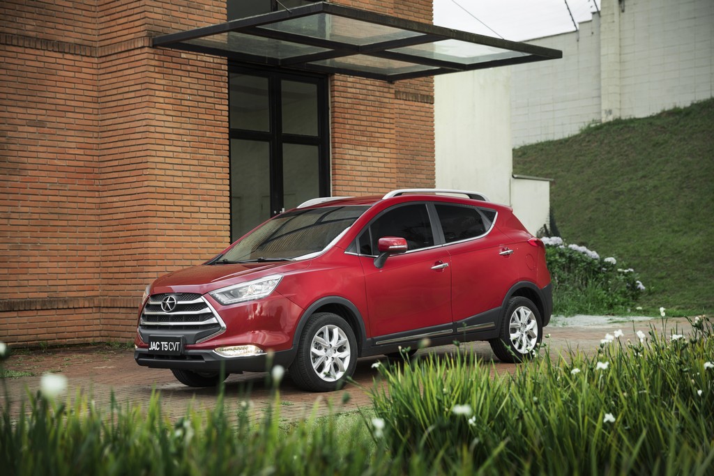 2017 - JAC T5 CVT, foto 23