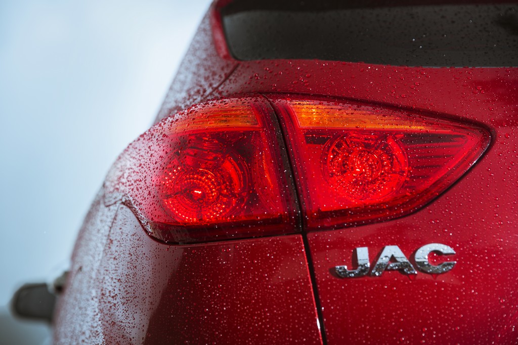 2017 - JAC T5 CVT, foto 34