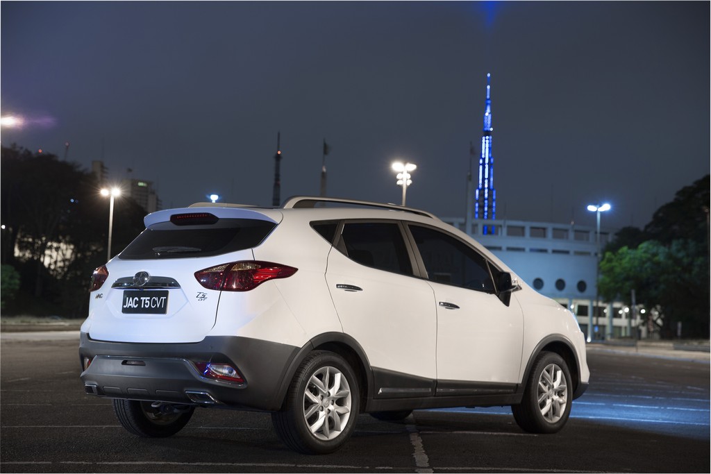 2017 - JAC T5 CVT, foto 39