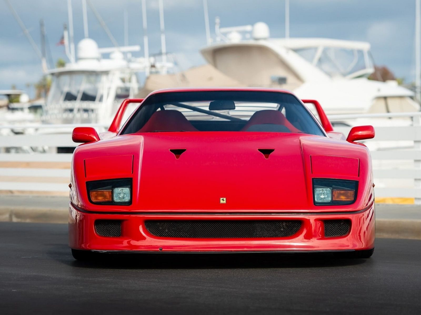 FERRARI F40, foto 4