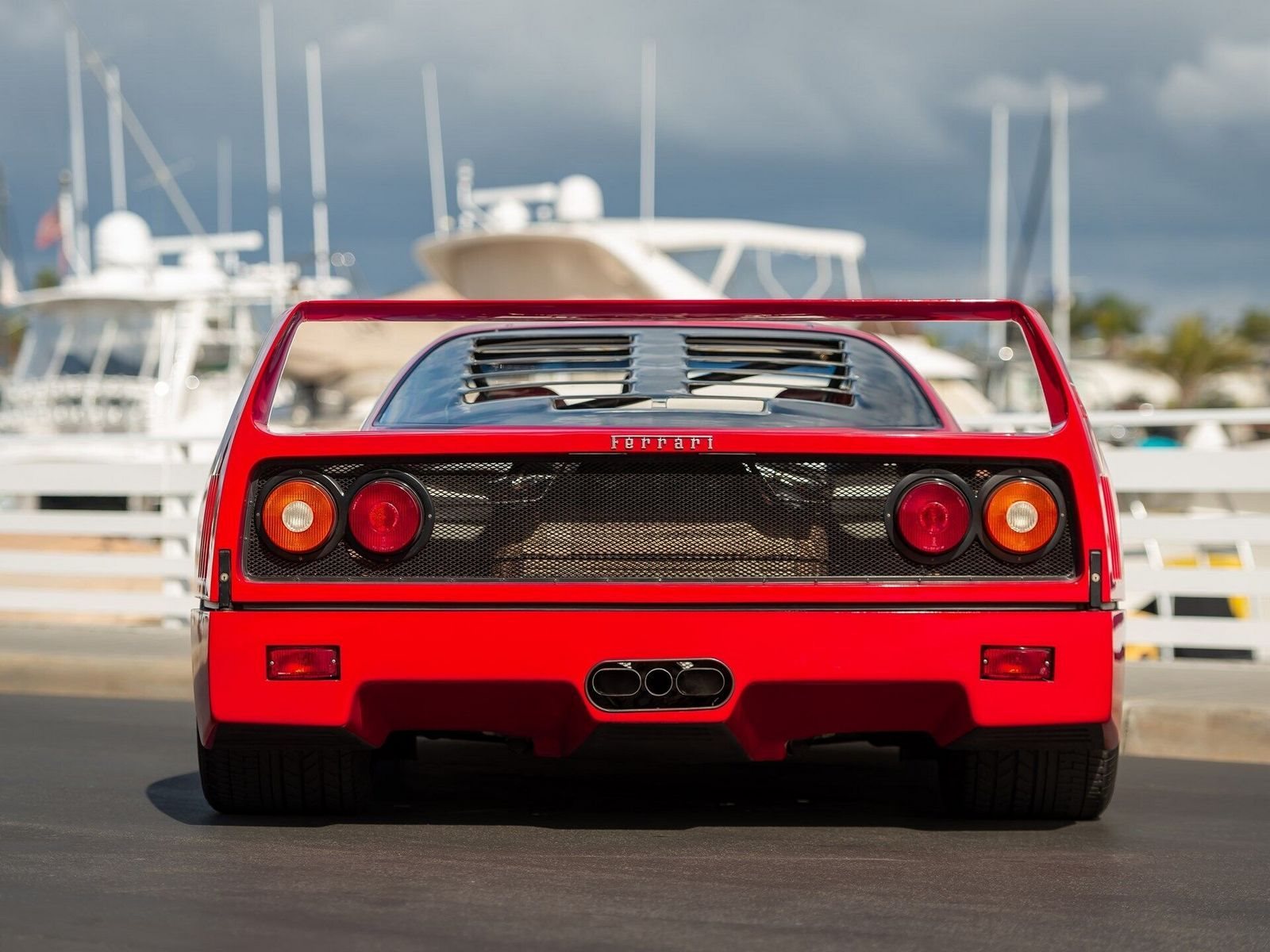 FERRARI F40, foto 5