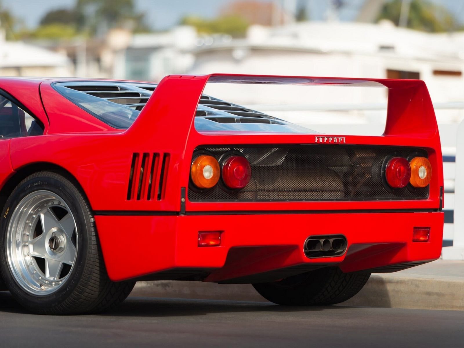 FERRARI F40, foto 24