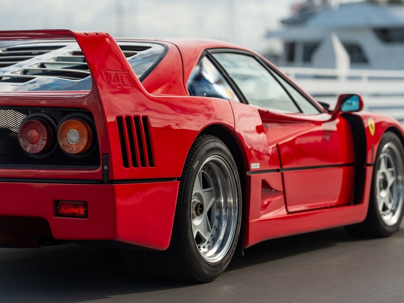 FERRARI F40, foto 25