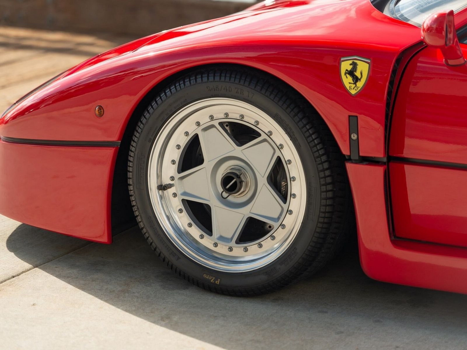 FERRARI F40, foto 31