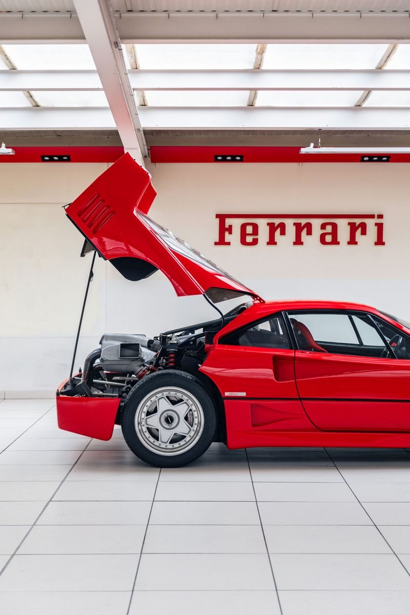 FERRARI F40, foto 103