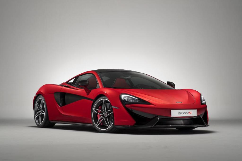 2017 - McLAREN 570S DESIGN EDITION VERMILLION RED, foto 1