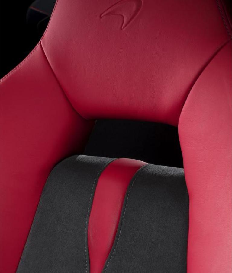 2017 - McLAREN 570S DESIGN EDITION VERMILLION RED, foto 5