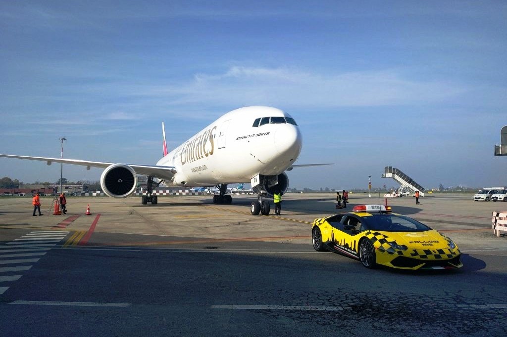 2016 - LAMBORGHINI HURACÁN ‘FOLLOW ME’ BOLOGNA AIRPORT, foto 9