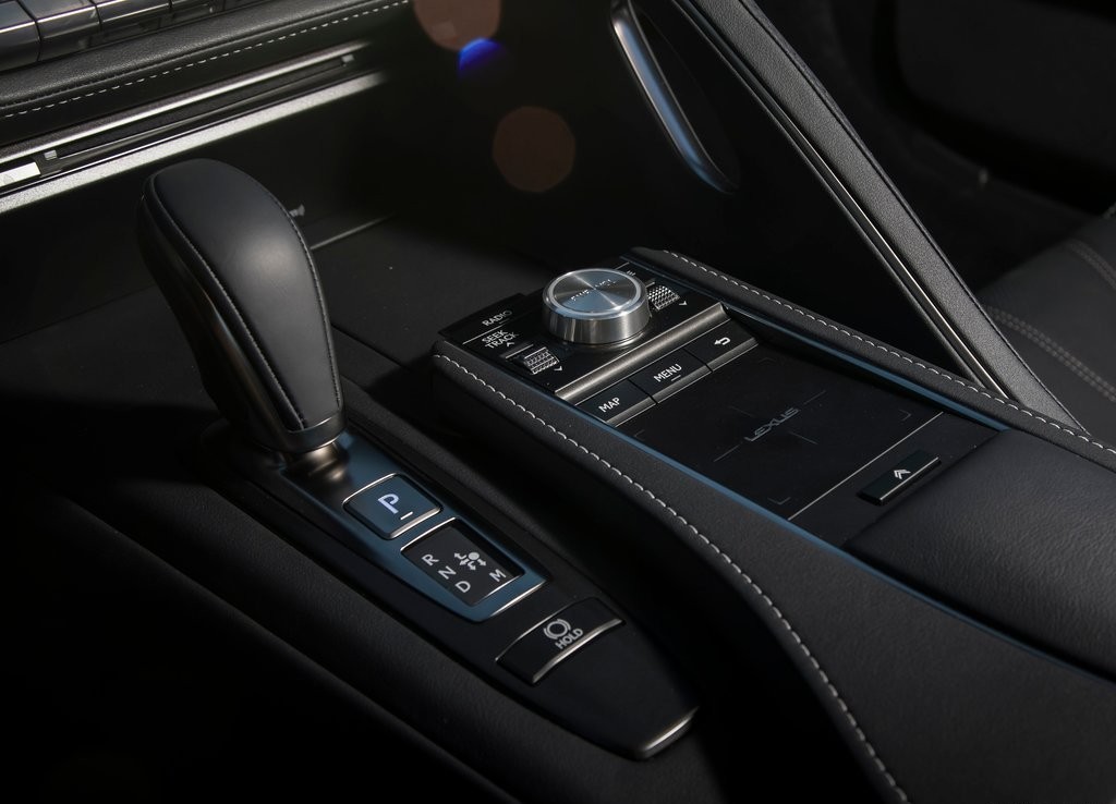 2018 - LEXUS LC 500, foto 72