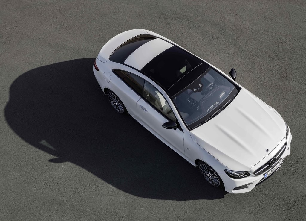 MERCEDES-BENZ E COUPE, foto 4