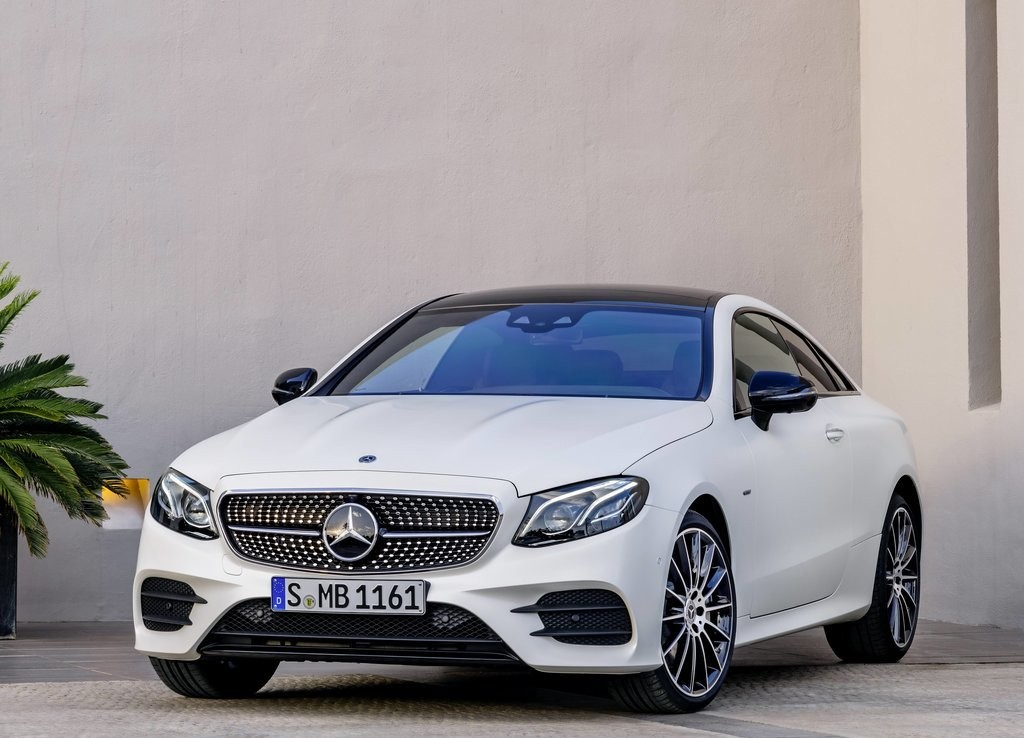 MERCEDES-BENZ E COUPE, foto 8