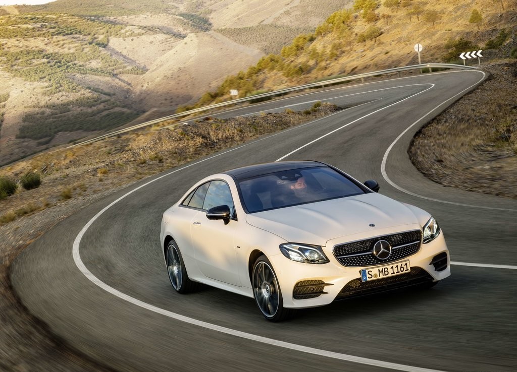 MERCEDES-BENZ E COUPE, foto 9