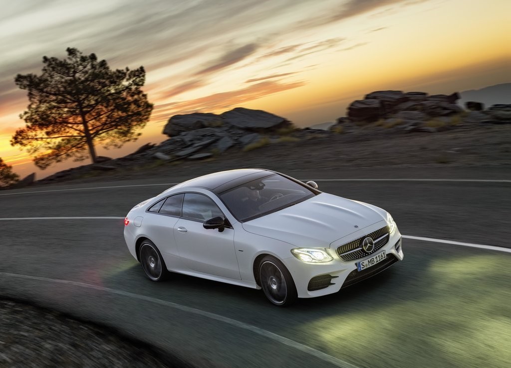MERCEDES-BENZ E COUPE, foto 10